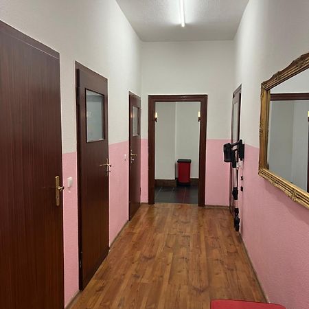 2-Zimmer Wohnung - Sj Apartments Lipcse Kültér fotó