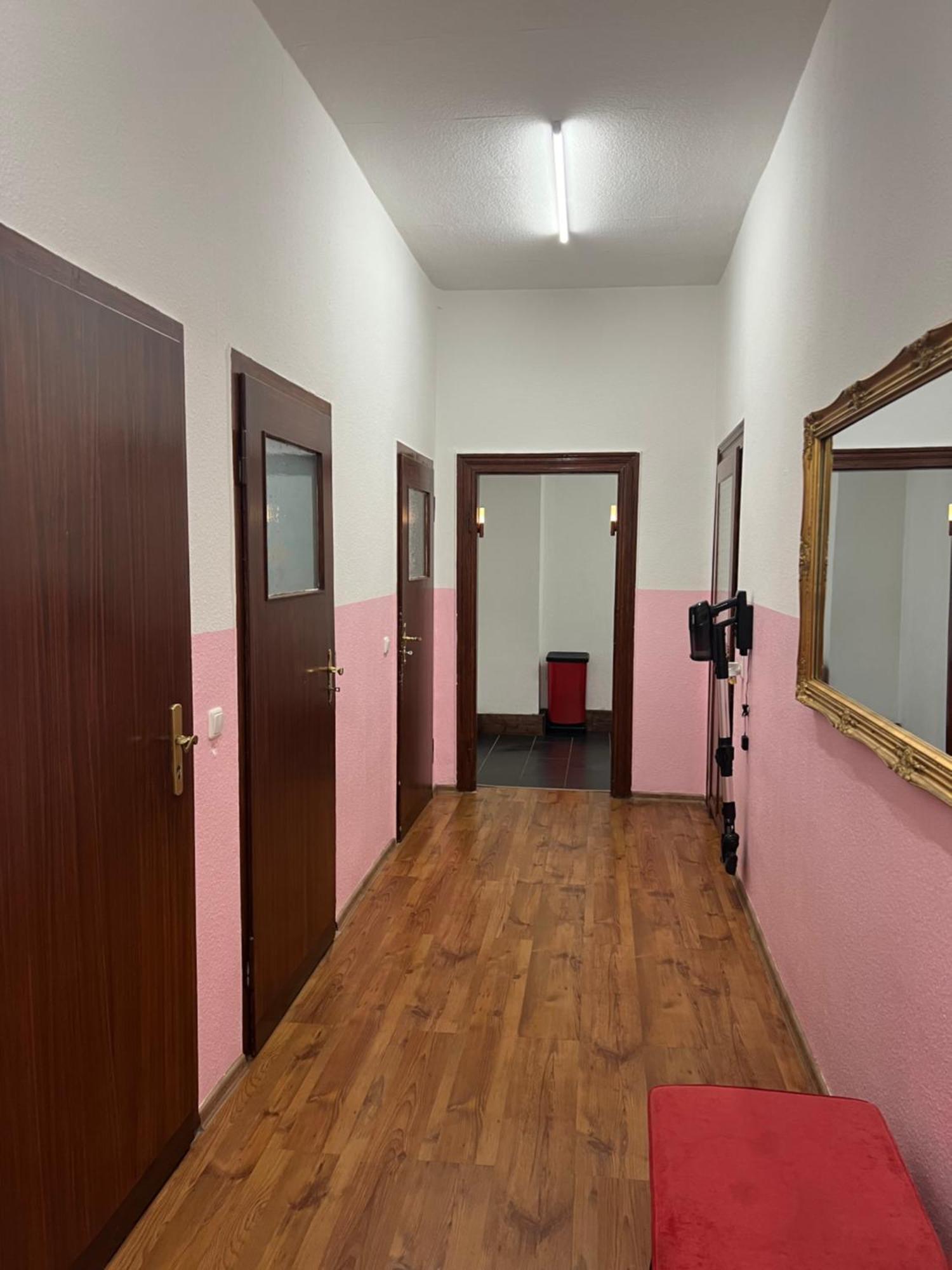 2-Zimmer Wohnung - Sj Apartments Lipcse Kültér fotó